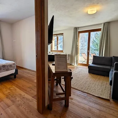 Out Fine Apartment *